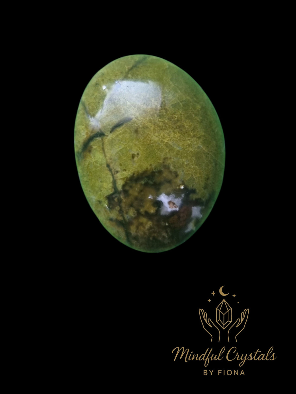 Serpentine Palm Stone